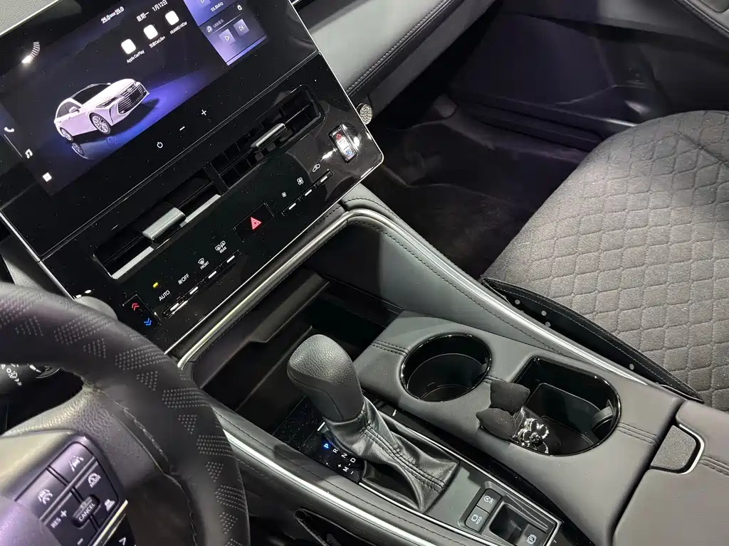 Toyota Avalon 2024