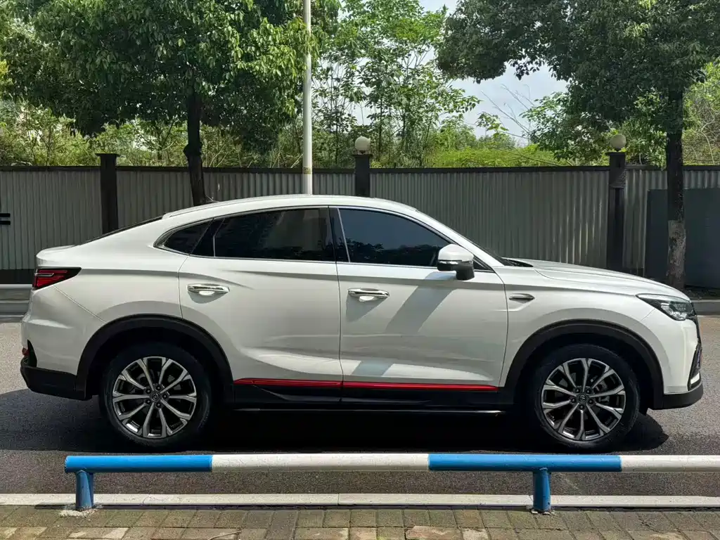 Changan CS85 2022
