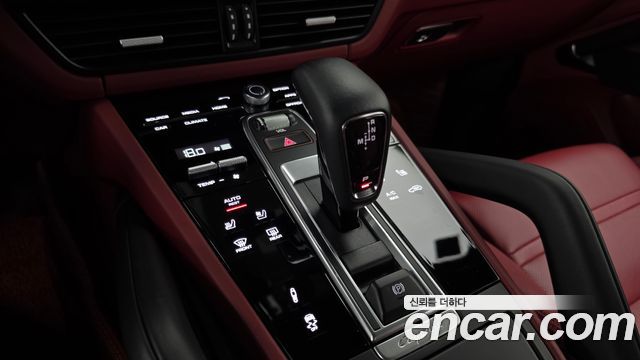 Porsche Cayenne 2022
