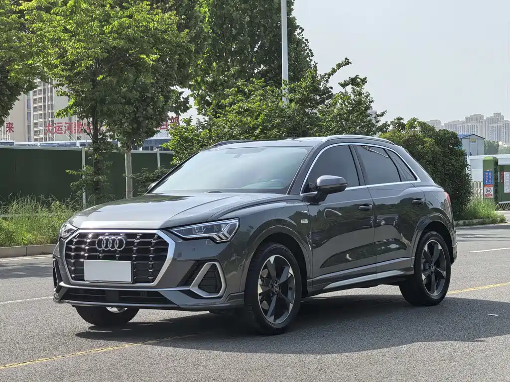 Audi Q3 2022