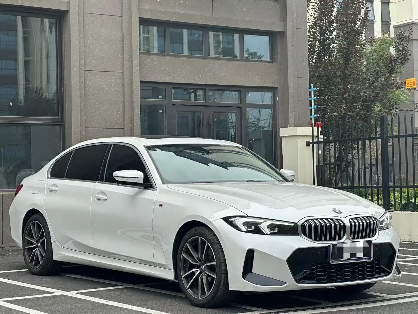BMW 3 серии 2024