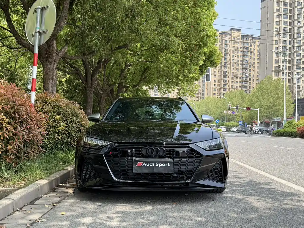 Audi RS 6 2021