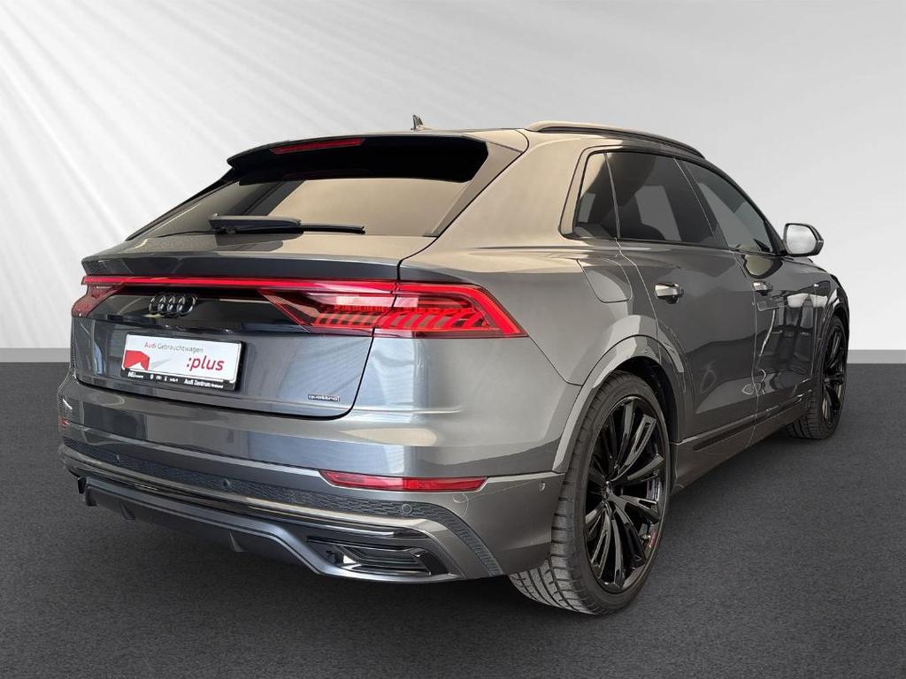 Audi Q8 2023