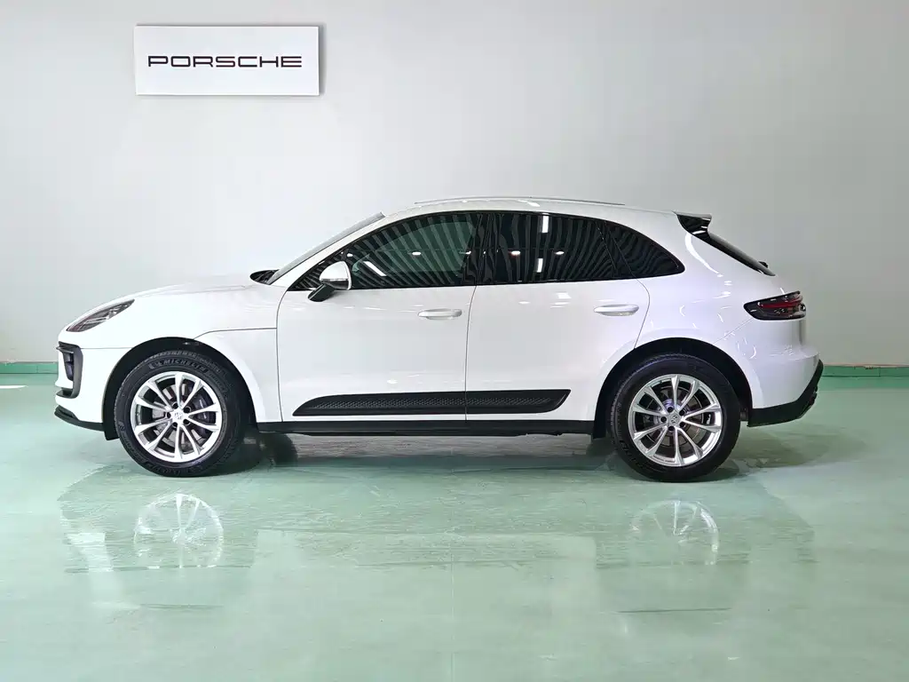 Porsche Macan 2023