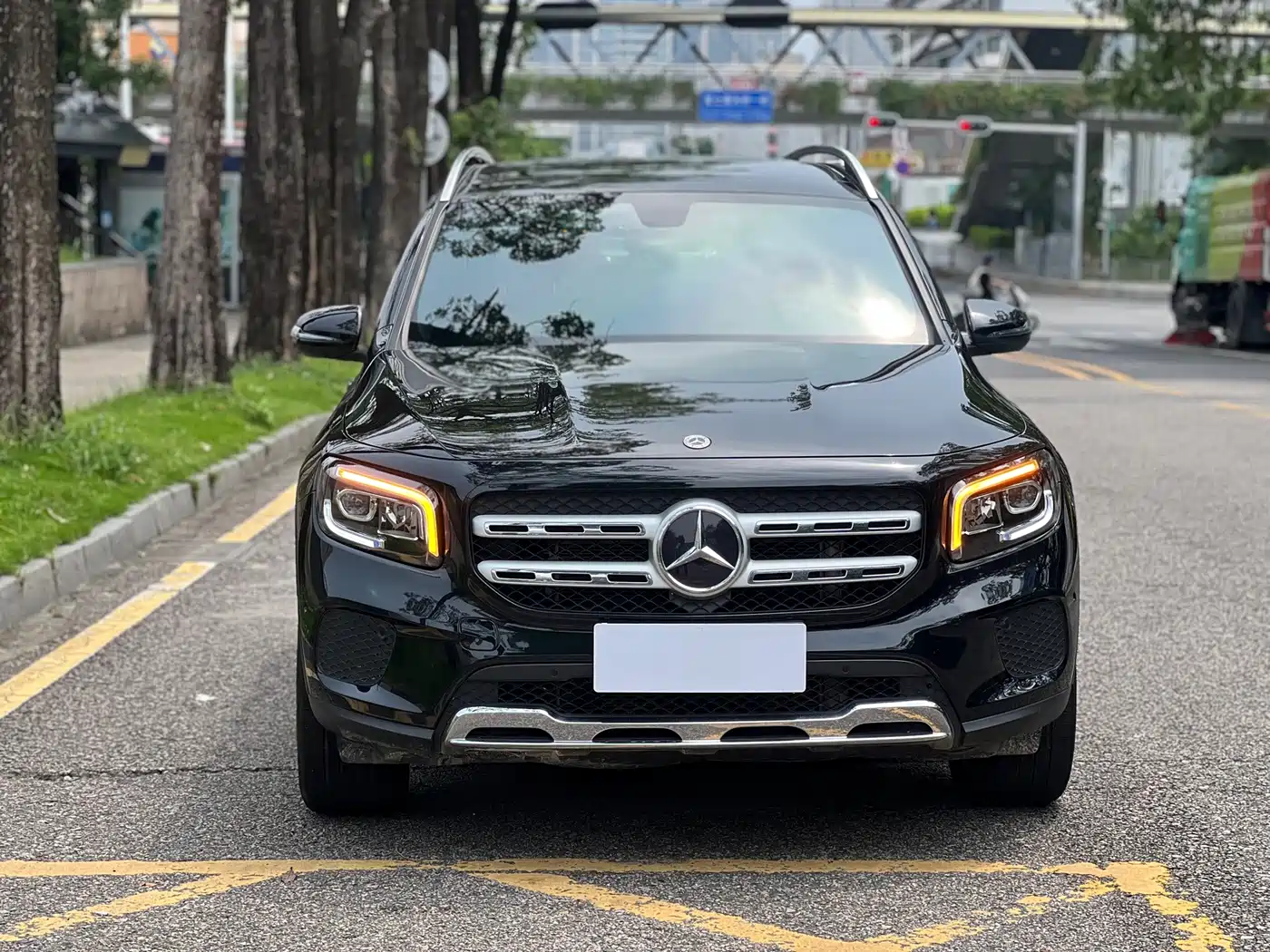 Mercedes-Benz GLB 2021