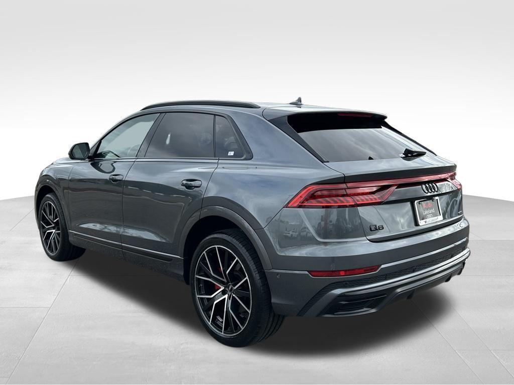 Audi Q8 2023