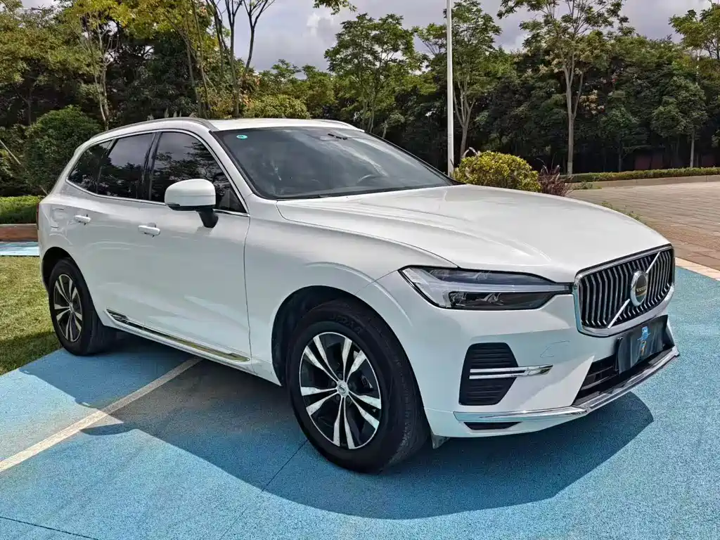 Volvo XC60 2023