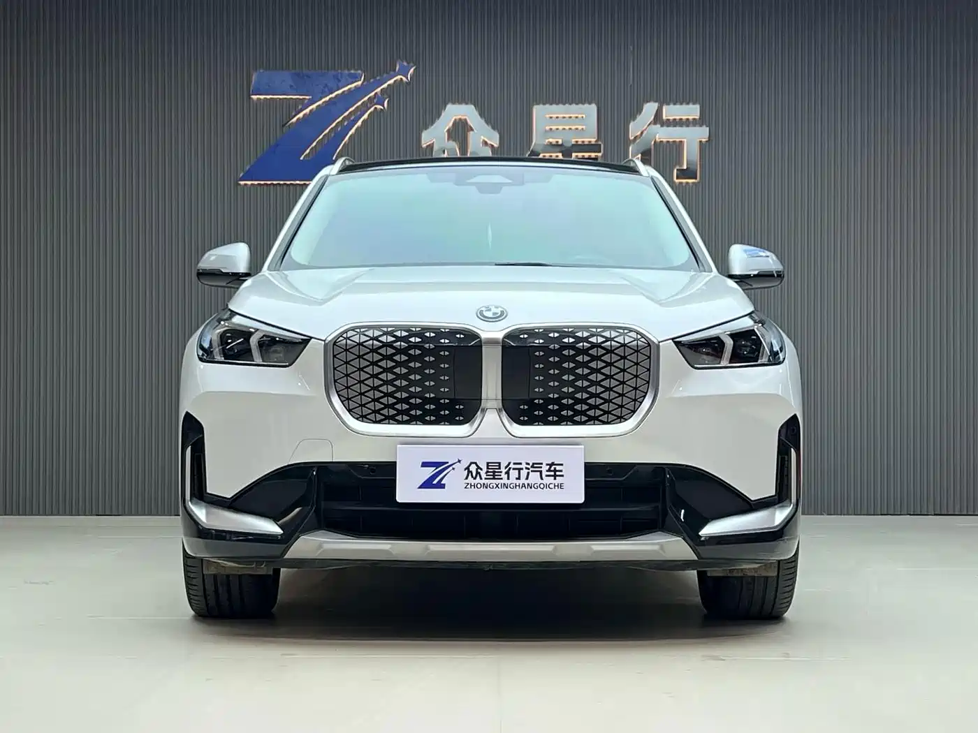 BMW iX1 2026