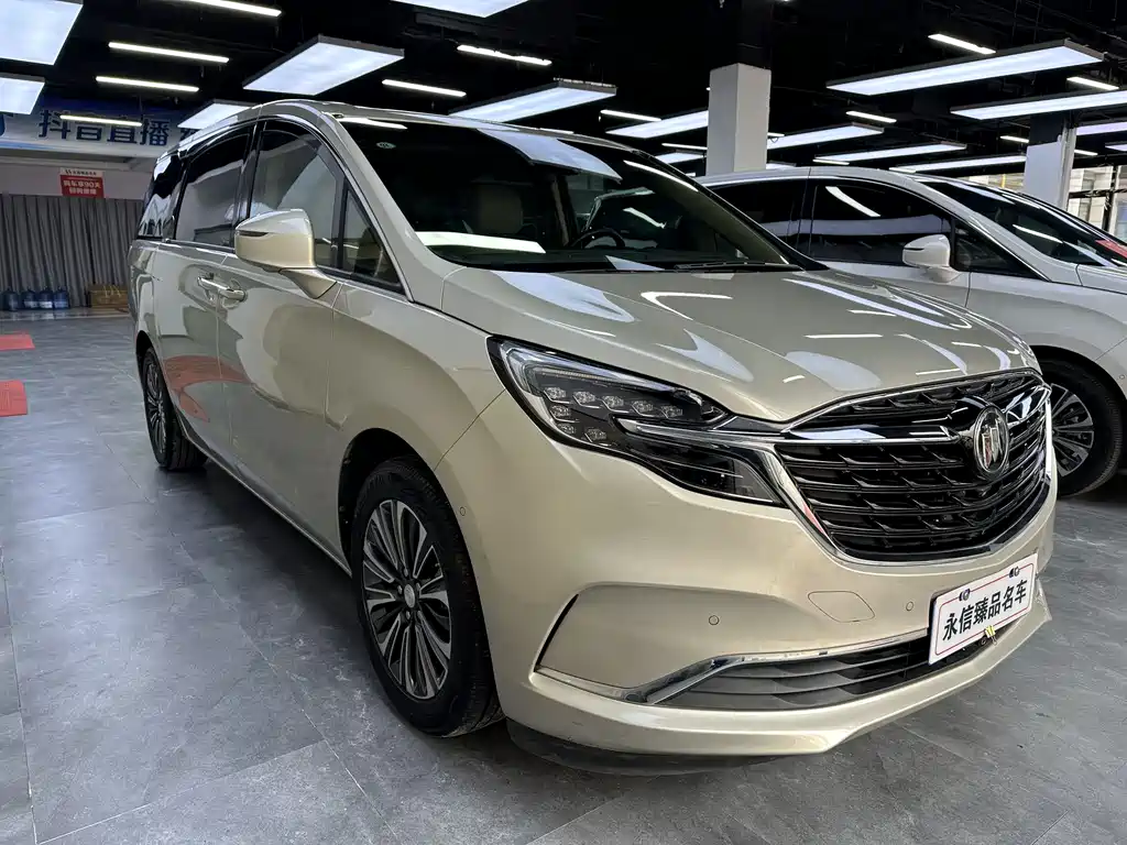 Buick GL8 2021