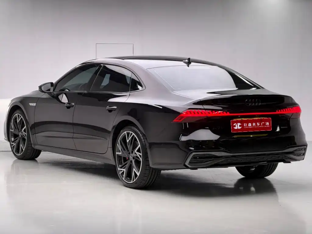 Audi A7 2025