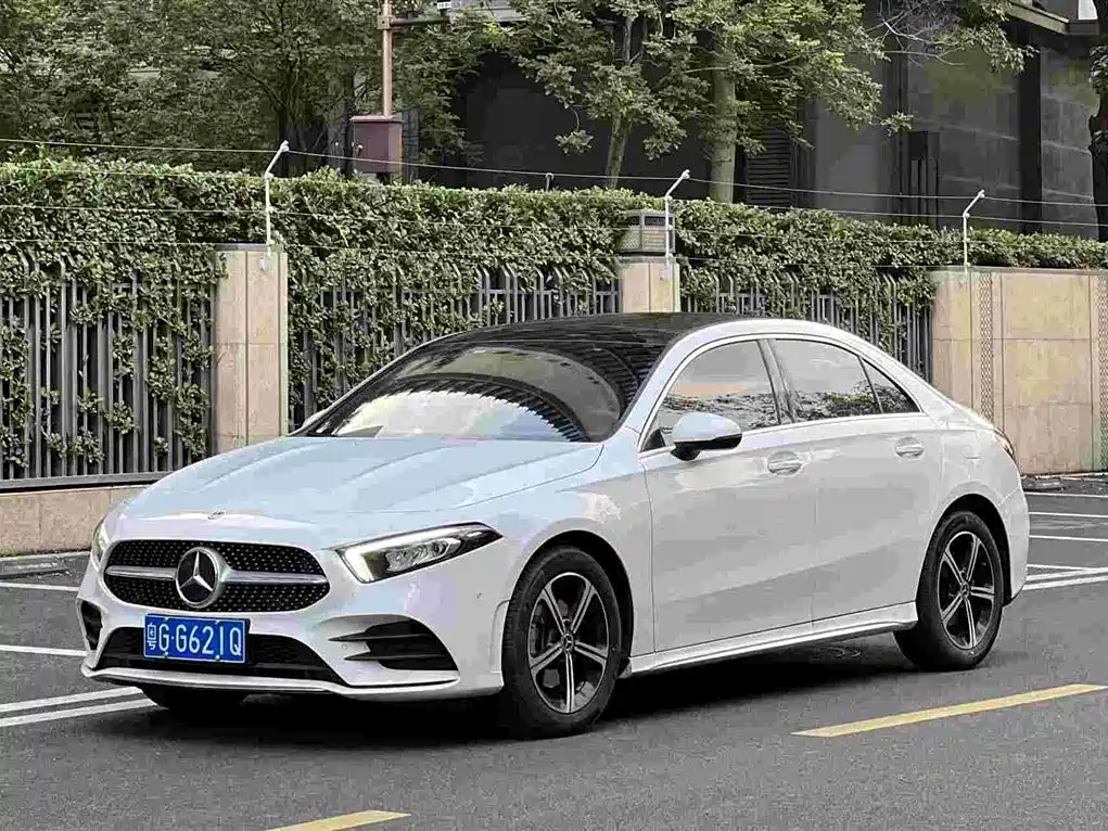 Mercedes-Benz A-Класс 2022