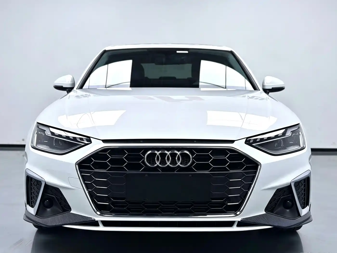 Audi A4 2023