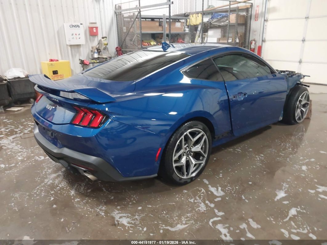 Ford Mustang 2024