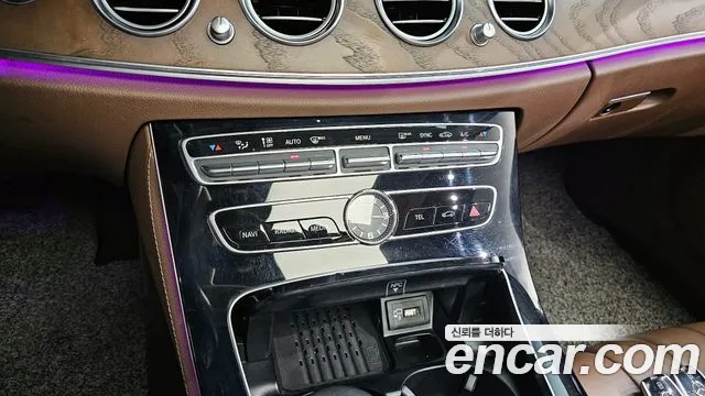 Mercedes-Benz E-Класс 2020