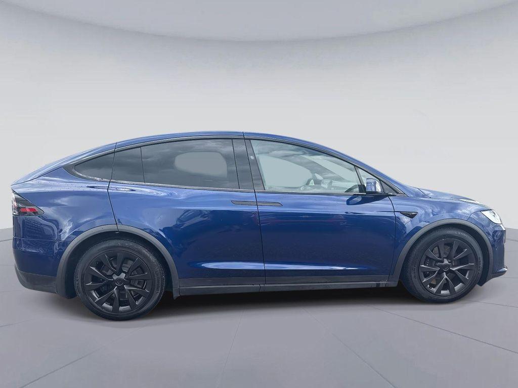 Tesla Model X 2022