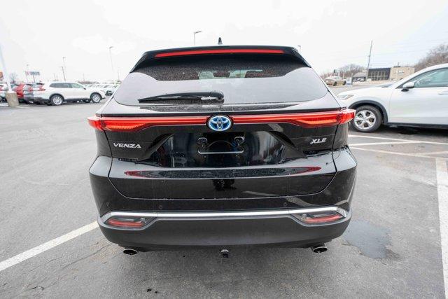 Toyota Venza 2023