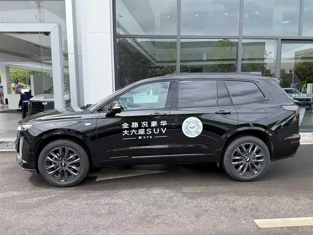 Cadillac XT6 2025