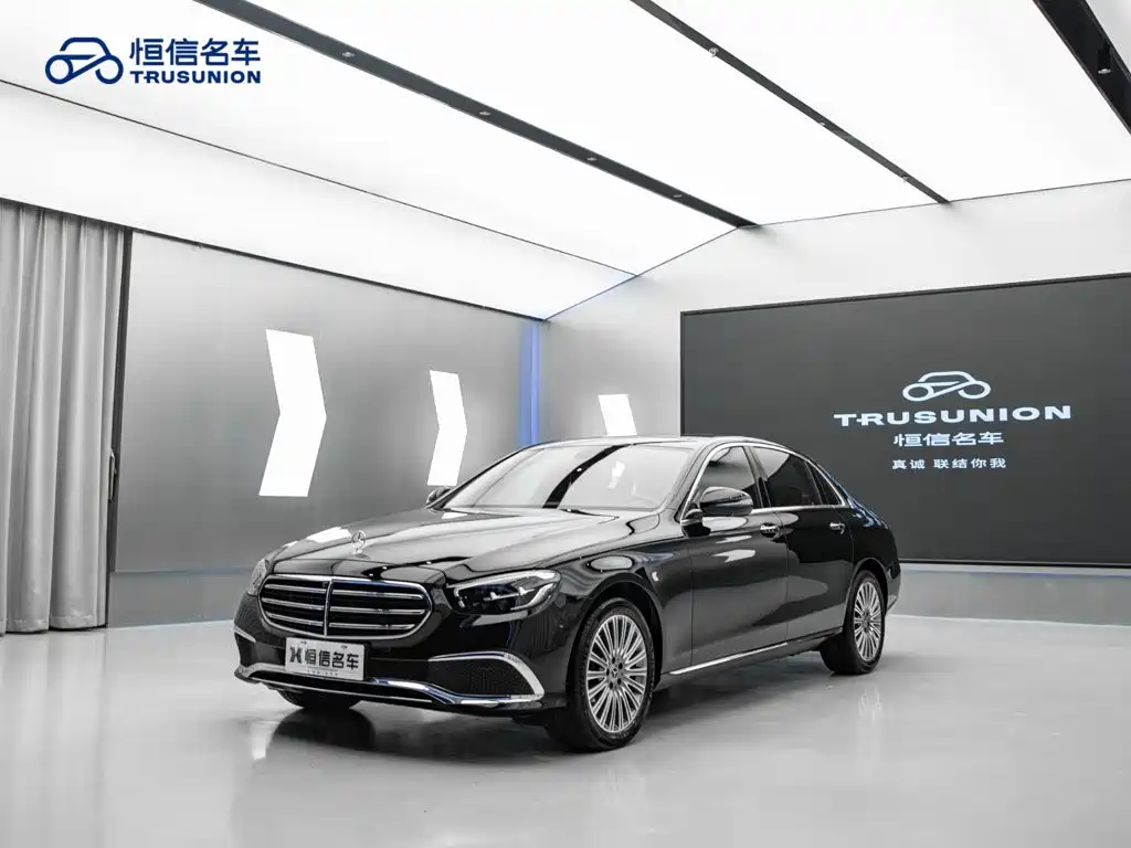 Mercedes-Benz E-Класс 2023
