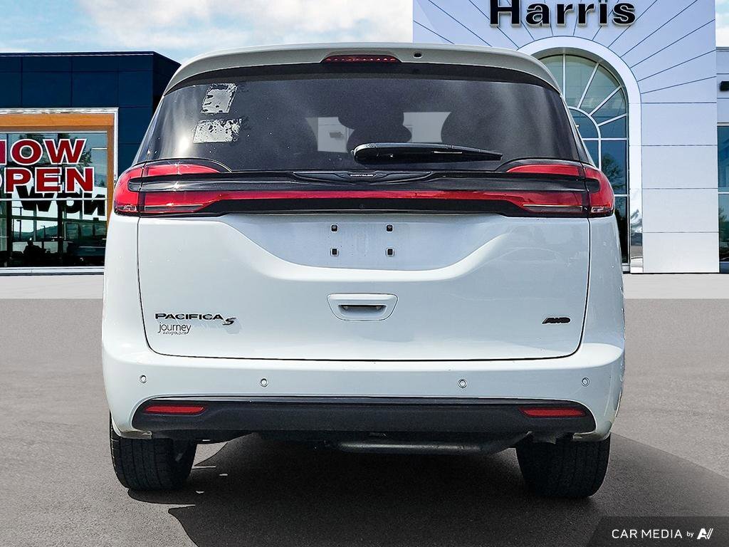 Chrysler Pacifica 2024