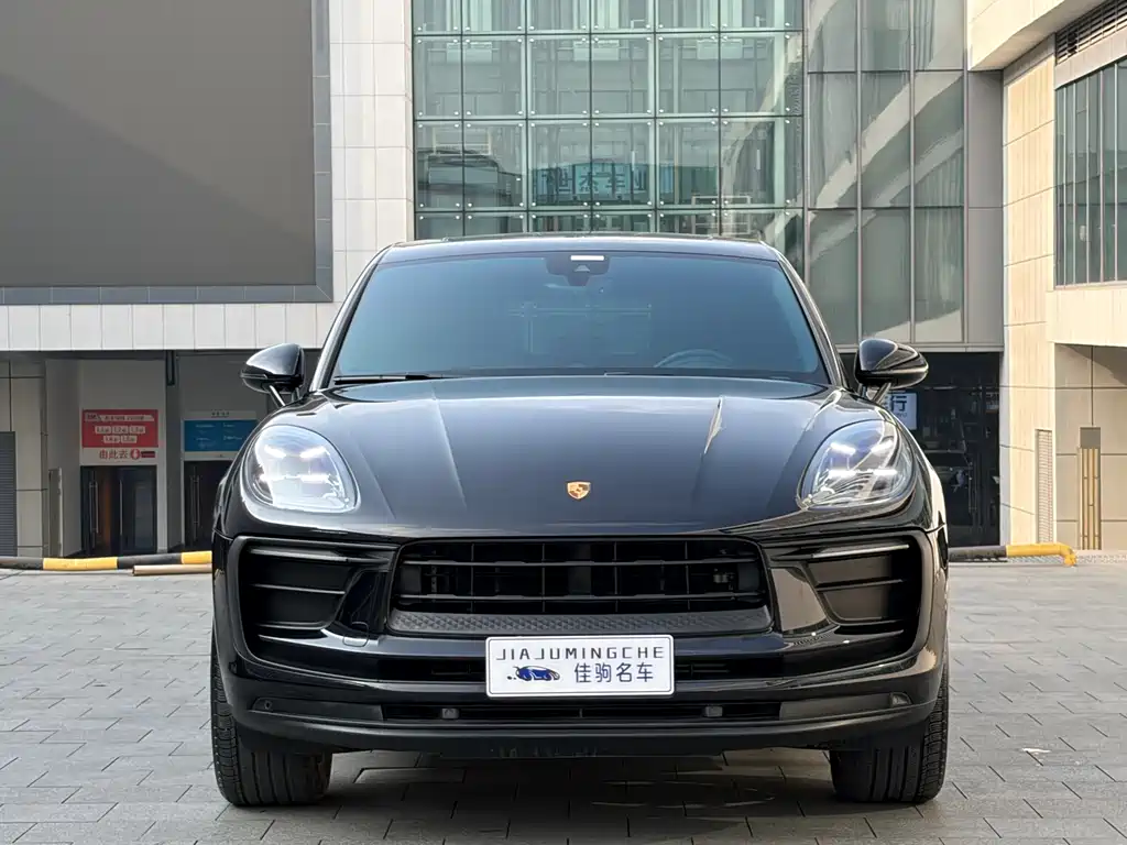 Porsche Macan 2024