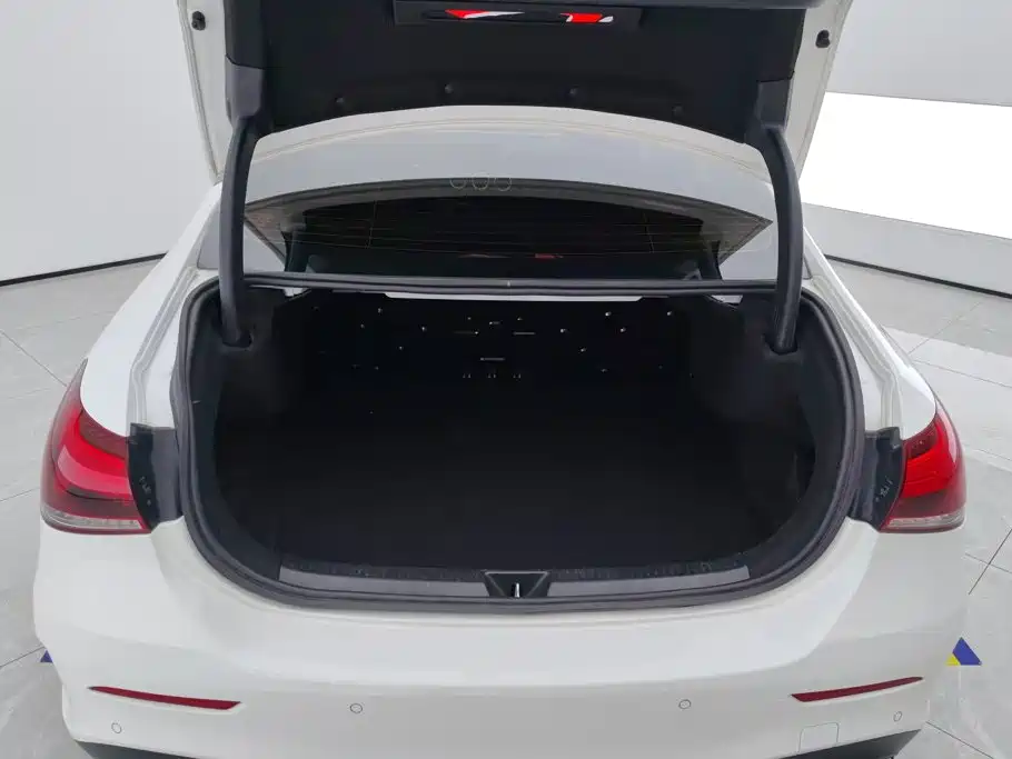 Mercedes-Benz A-Класс 2023