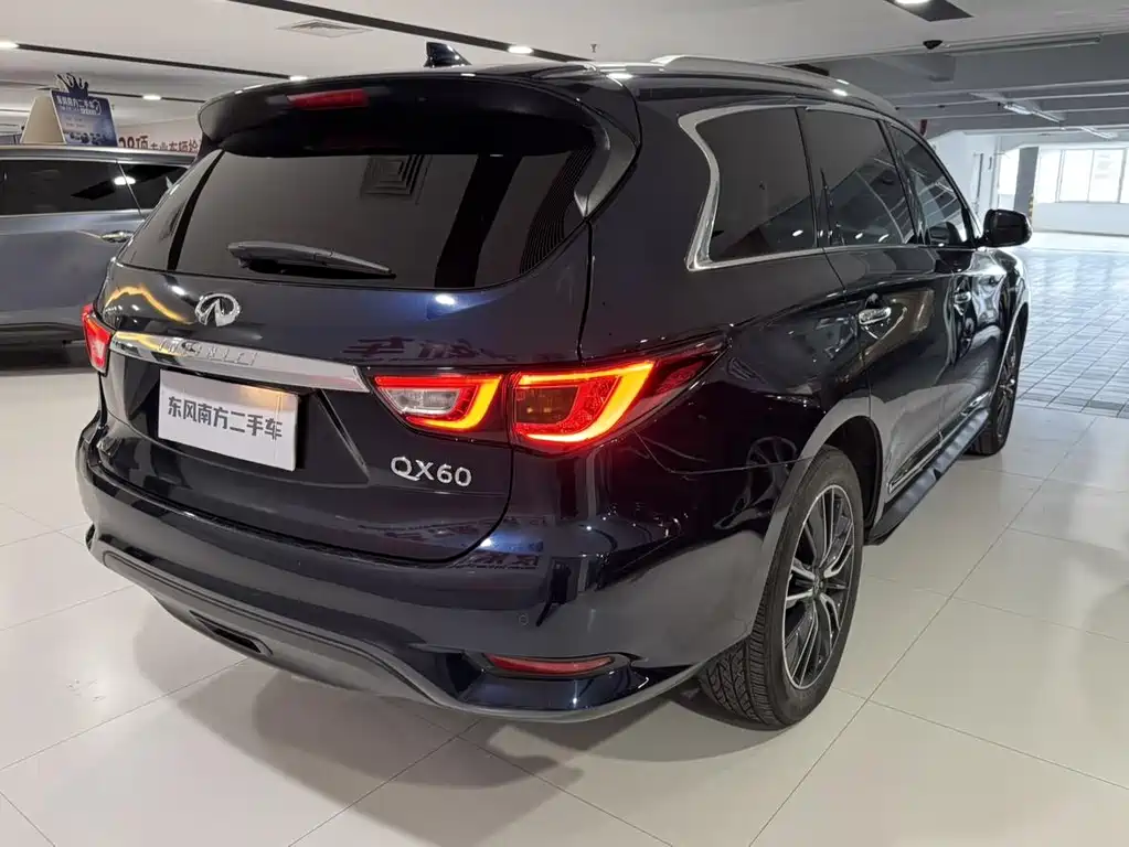 Infiniti QX60 2021