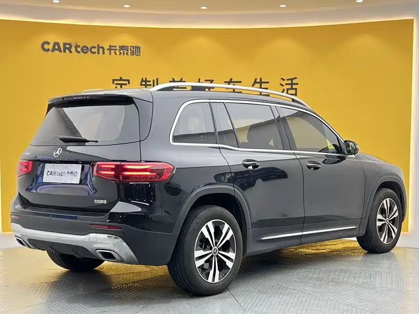 Mercedes-Benz GLB 2024