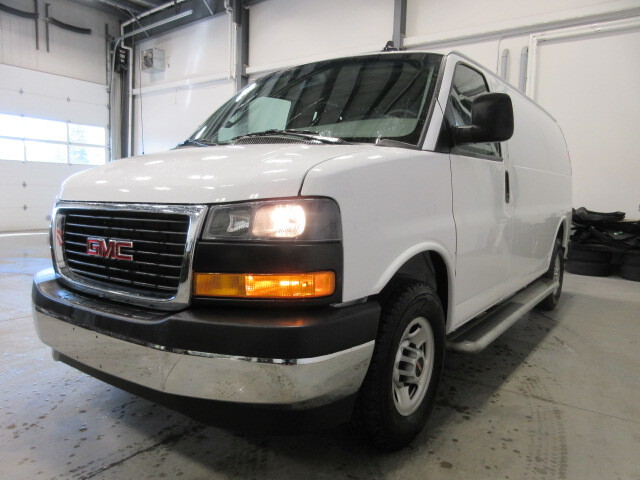 GMC Savana 2023