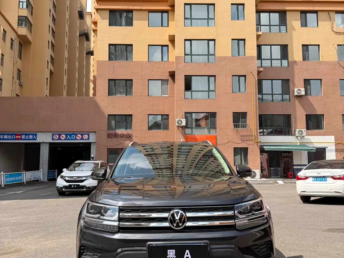 Volkswagen Tharu 2023