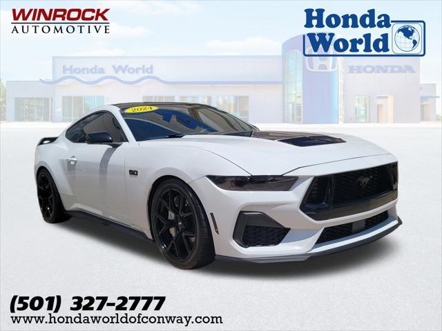 Ford Mustang 2024