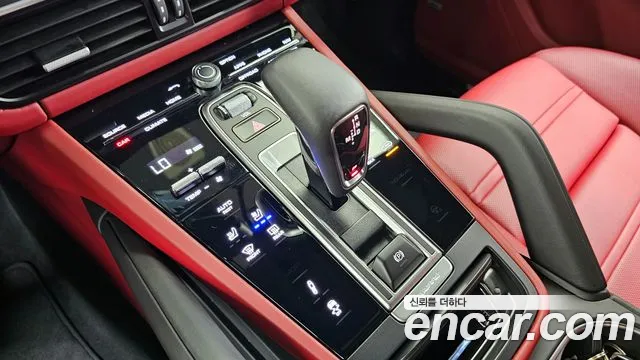 Porsche Cayenne 2022