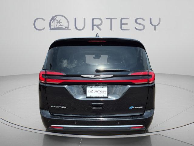 Chrysler Pacifica 2023