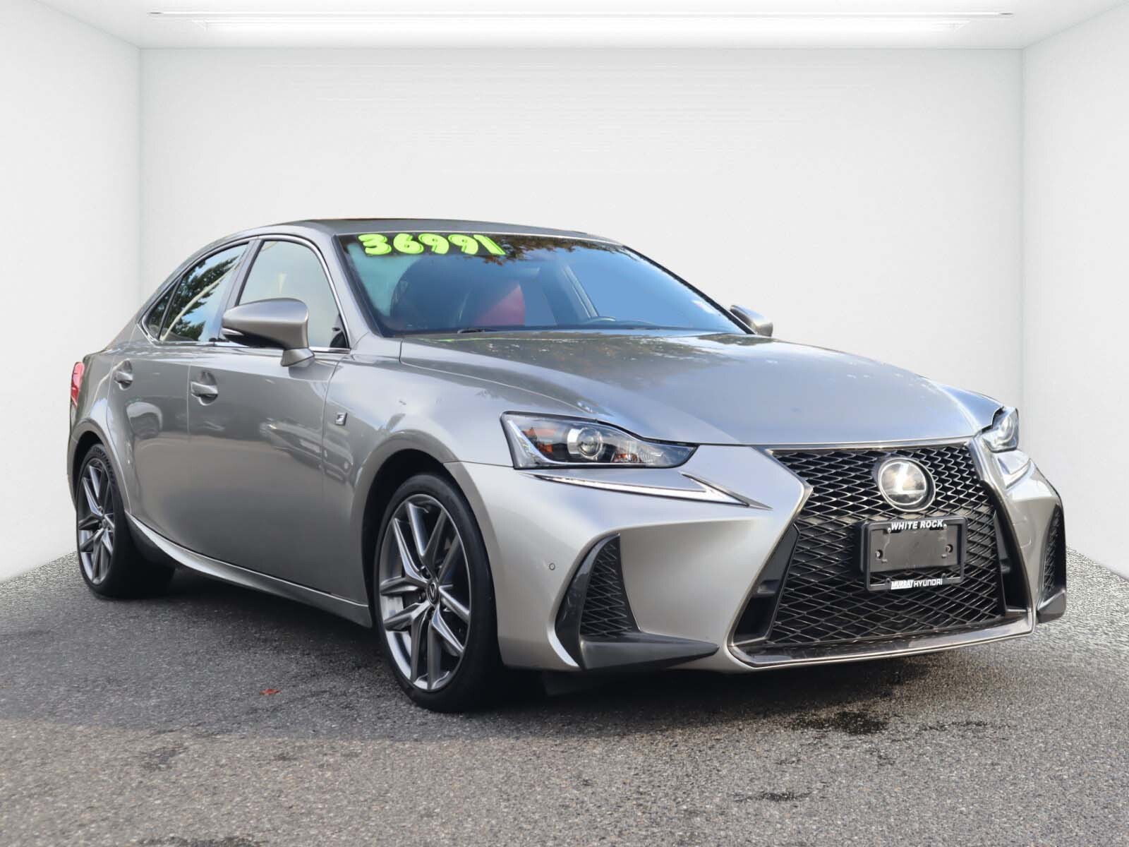 Lexus IS 2020
