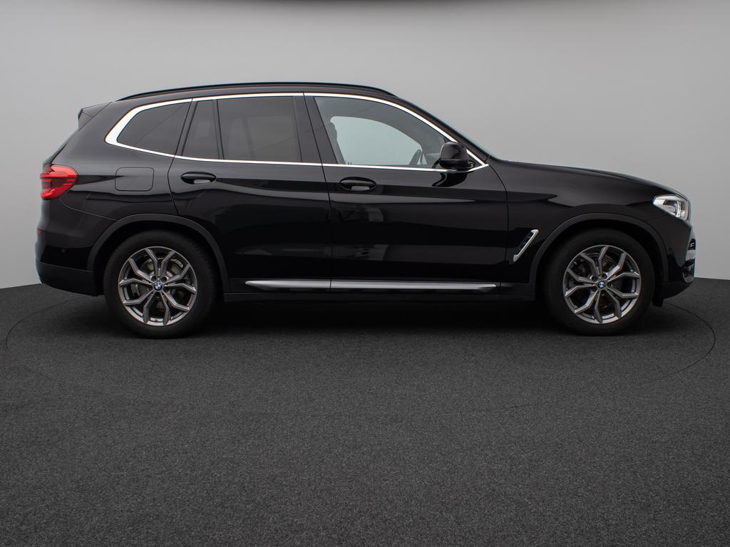 BMW X3 2021