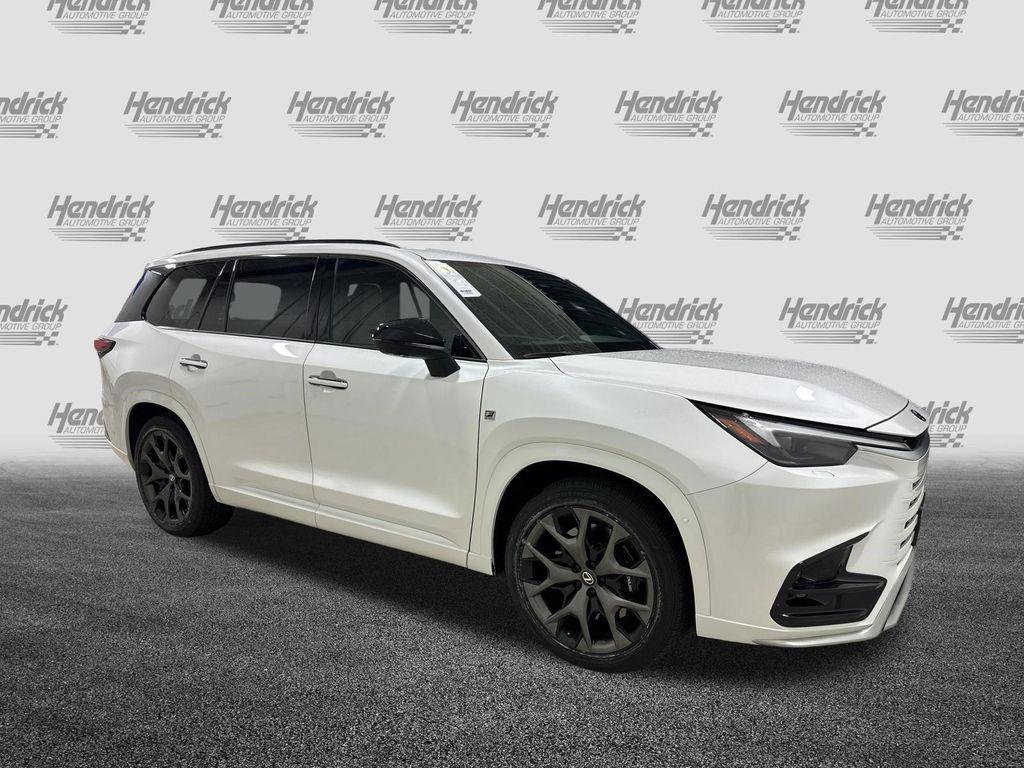 Lexus TX 2026