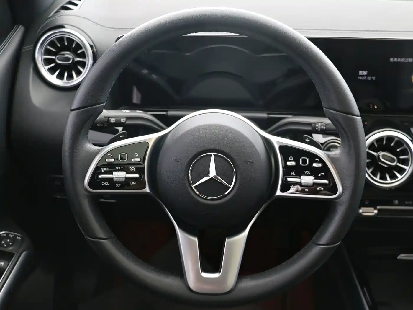 Mercedes-Benz GLA 2021