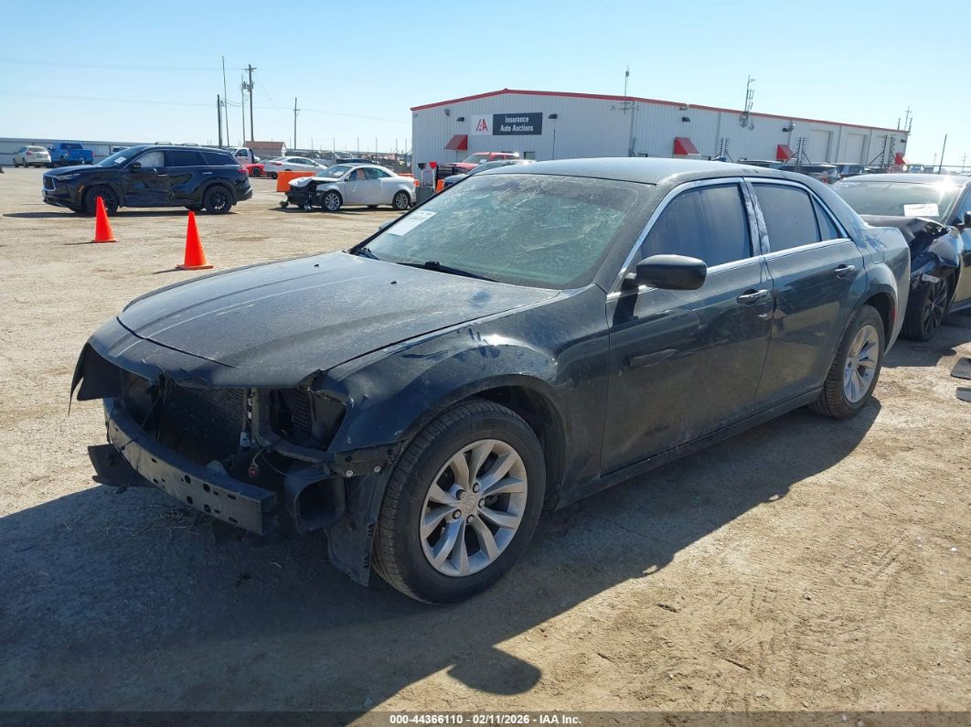 Chrysler 300 2023