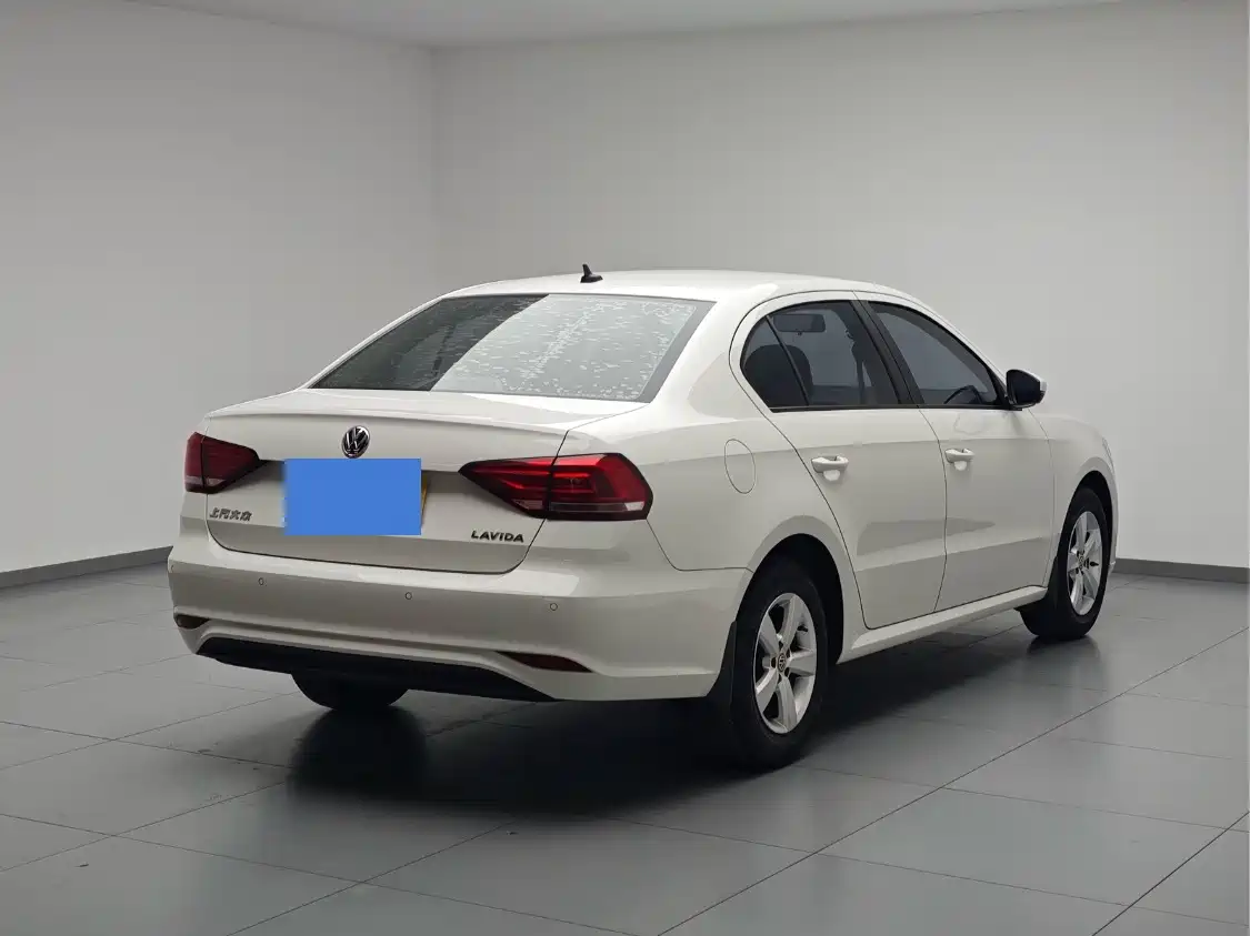 Volkswagen Lavida 2022