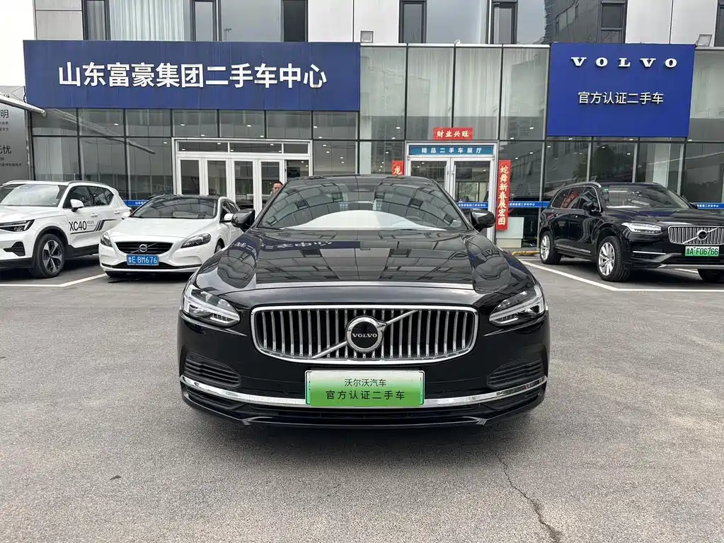 Volvo S90 2024