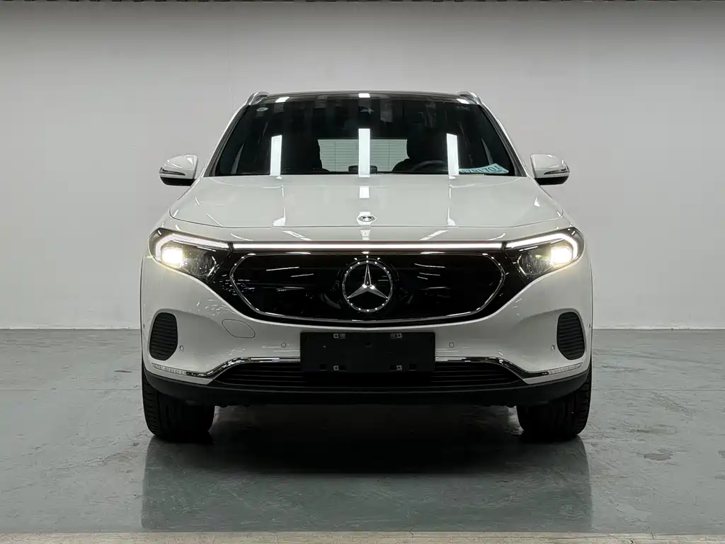 Mercedes-Benz EQA 2024