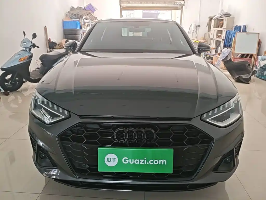 Audi A4 2024