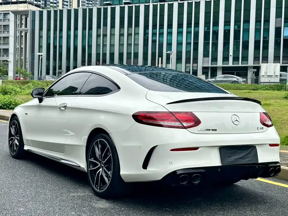 Mercedes-Benz C-Класс 2022