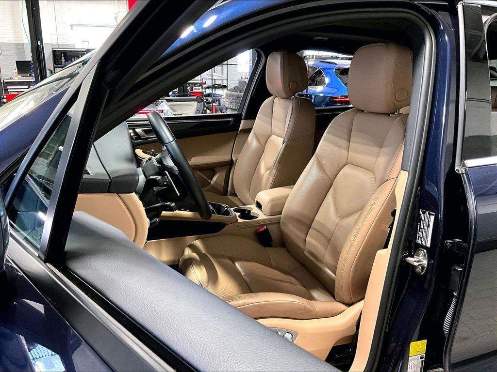 Porsche Macan 2023