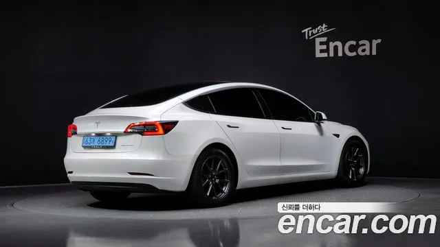 Tesla Model 3 2021