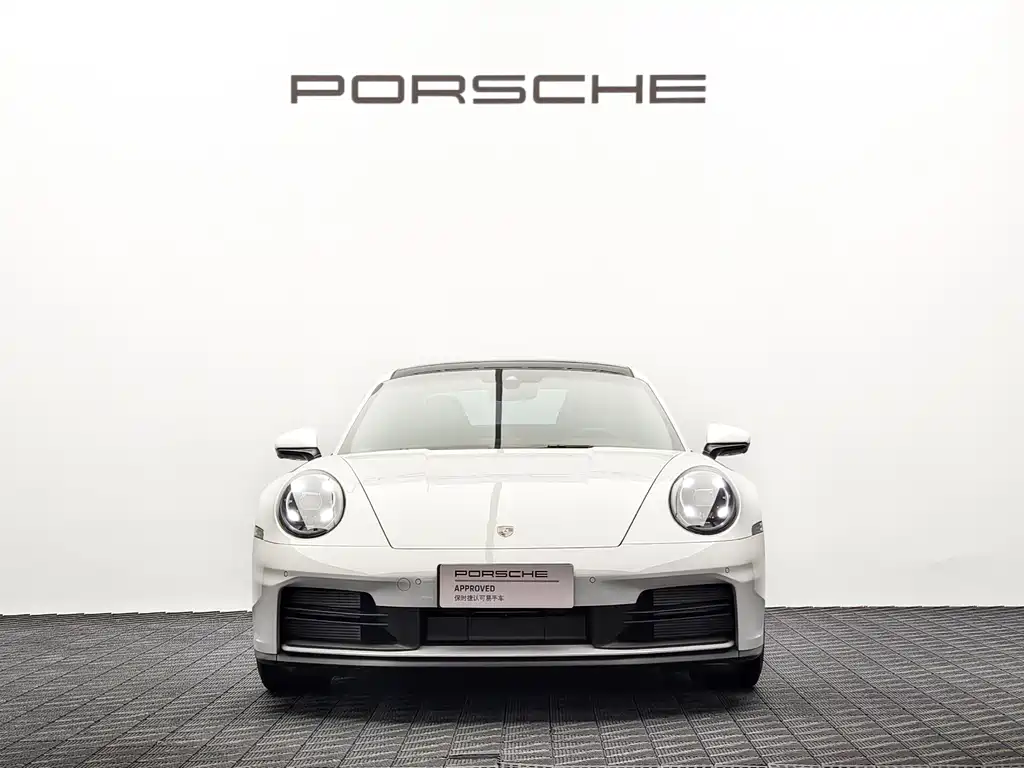 Porsche 911 2025