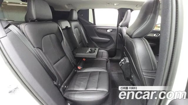 Volvo XC40 2022