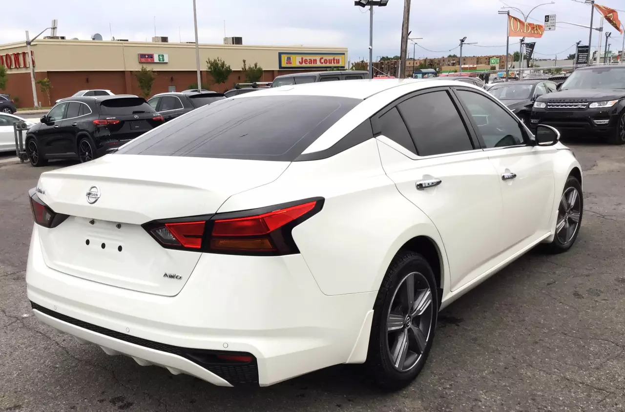 Nissan Altima 2022