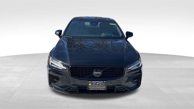 Volvo S60 2025