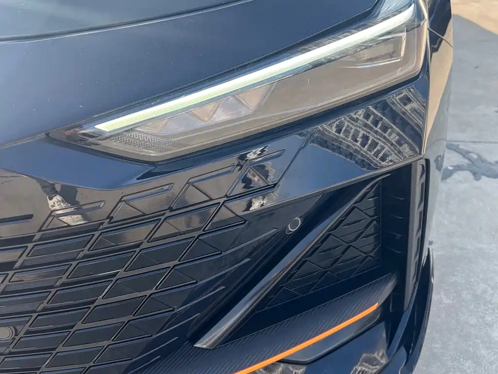 Changan UNI-V 2023