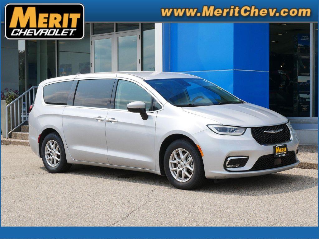 Chrysler Pacifica 2023